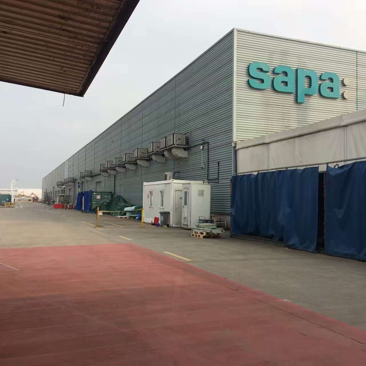 水空调侧墙安装实例